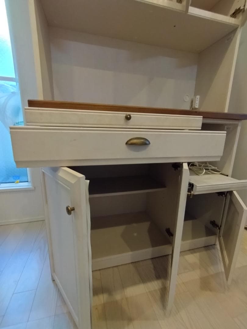 【BBA】ビーカンパニークリチコ キッチンボード 食器棚　アンティーク調