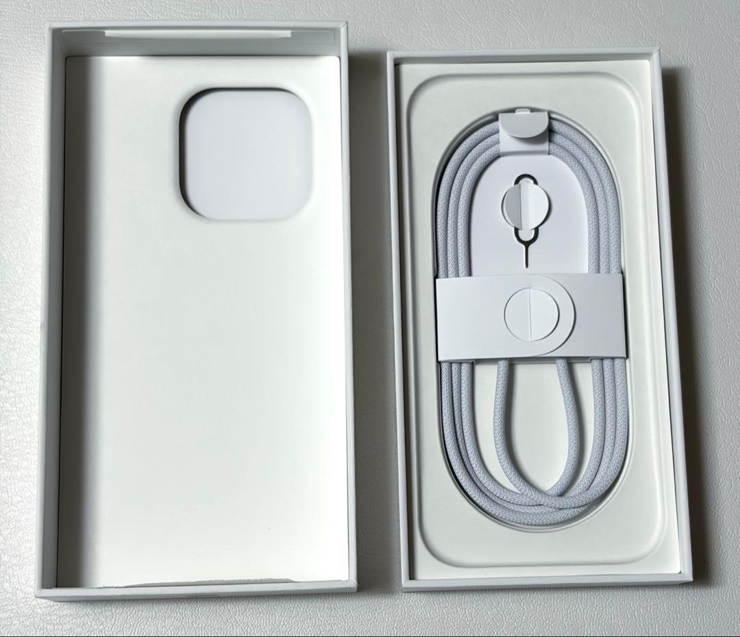 たかはし　iPhone16 256GB ウルトラマリン