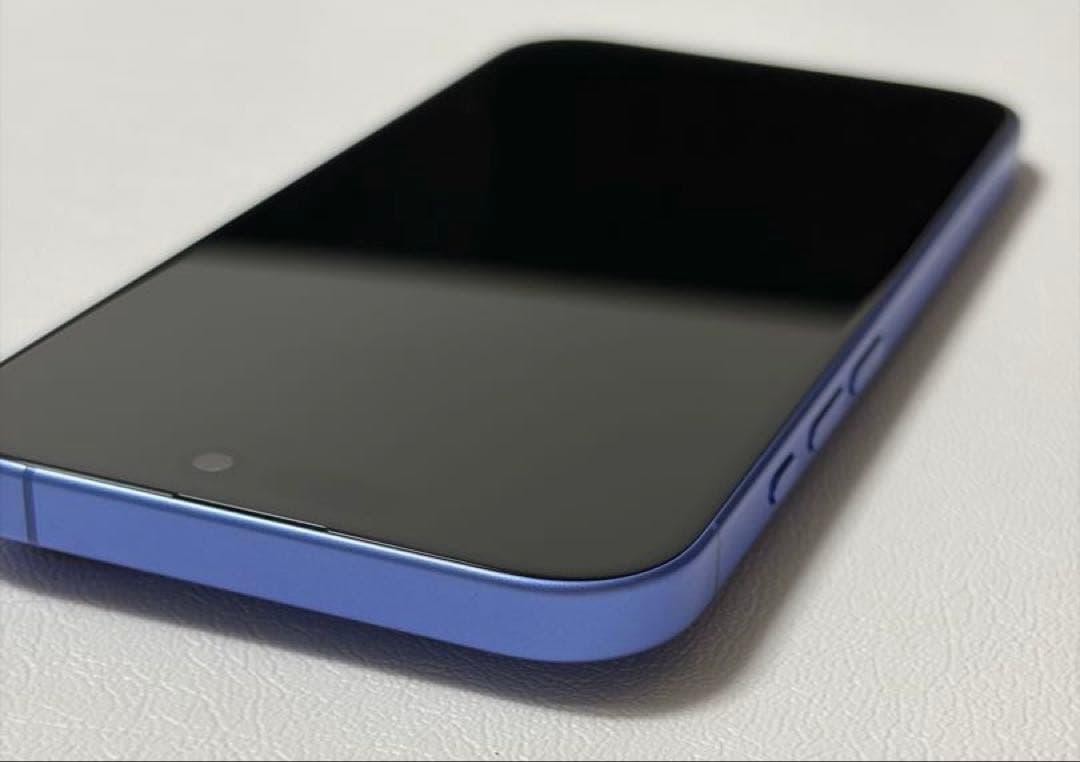 たかはし　iPhone16 256GB ウルトラマリン