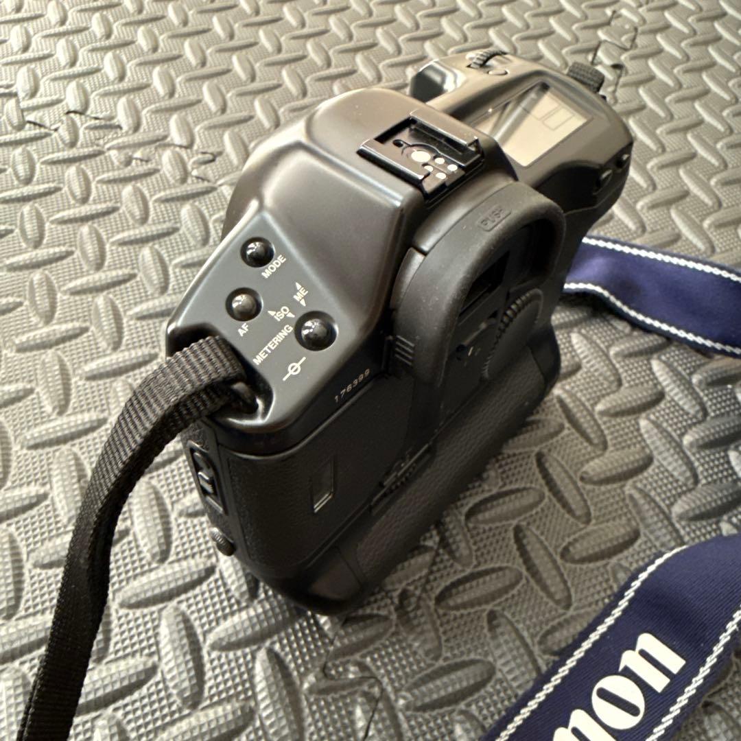 Canon EOS-1 フィルム一眼レフカメラ