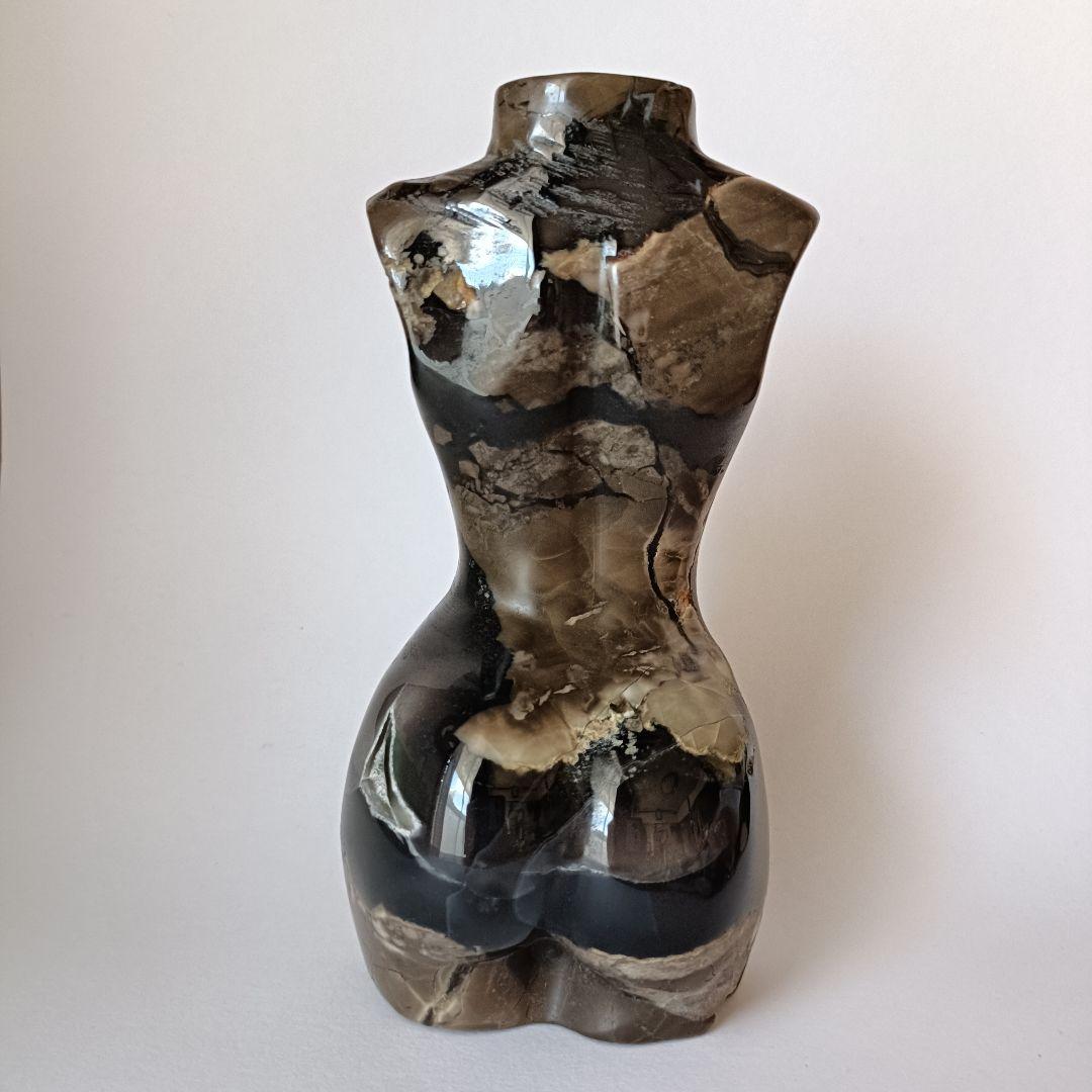 BIG　ボルケーノアゲート　火山瑪瑙　女性像　モデル　トルソー　天然石　置物