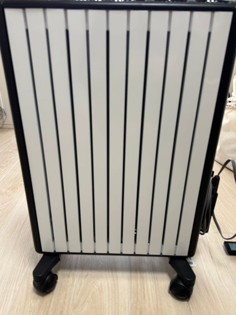 オイルヒーター (デロンギ　MDH15-BK 1500W)