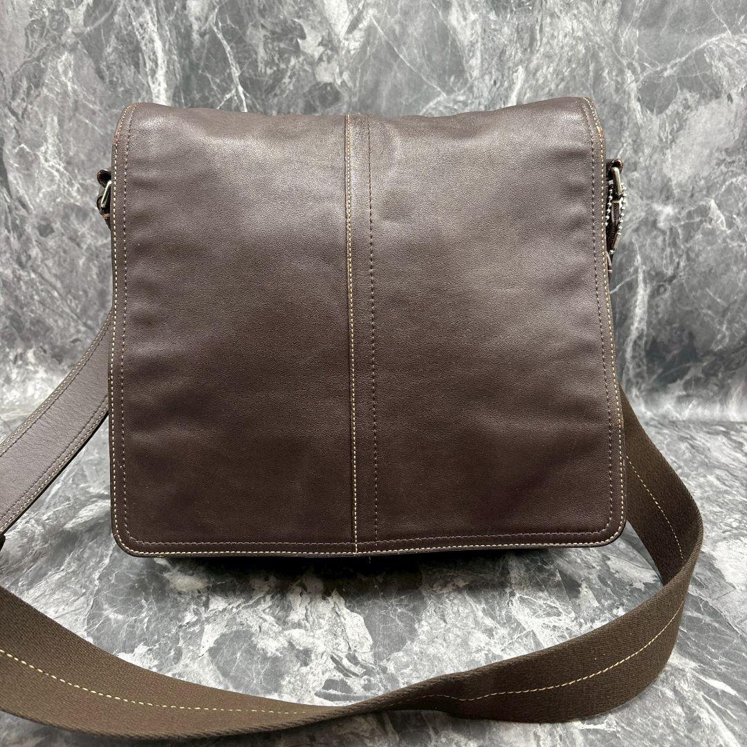 【美品】コーチ メッセンジャーバッグ オールレザー ブラウン 金具 チャーム