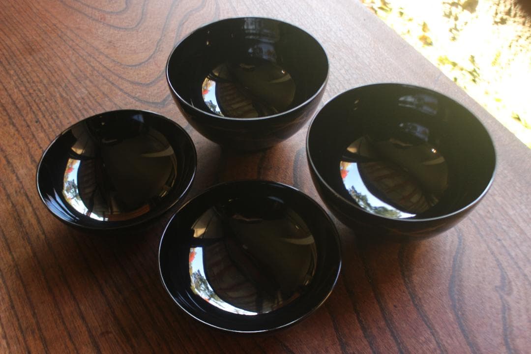 デッドストック！上質黒漆に極上松蒔絵の映えるお椀2点（検輪島塗蒔絵椀雑煮椀