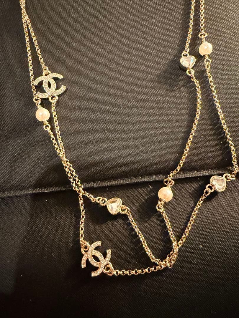 特別お値下げ　CHANEL 25/26 秋冬プレハートゴールドロング ネックレス