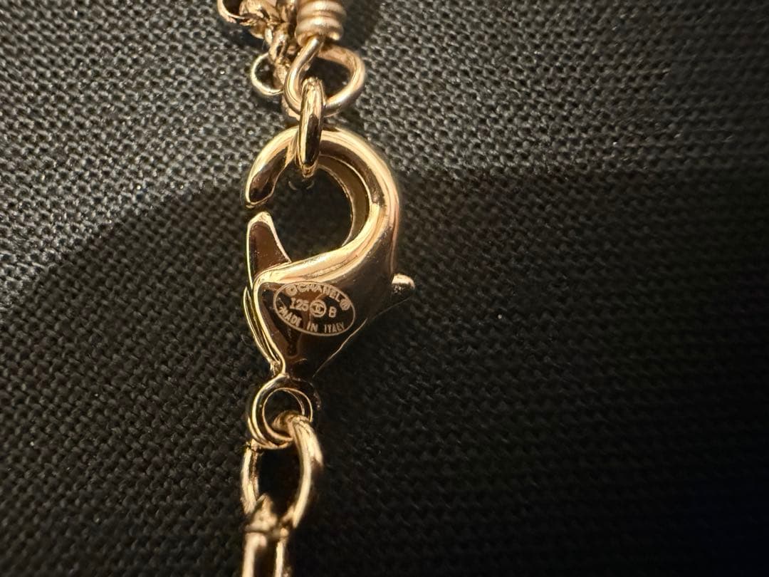 特別お値下げ　CHANEL 25/26 秋冬プレハートゴールドロング ネックレス