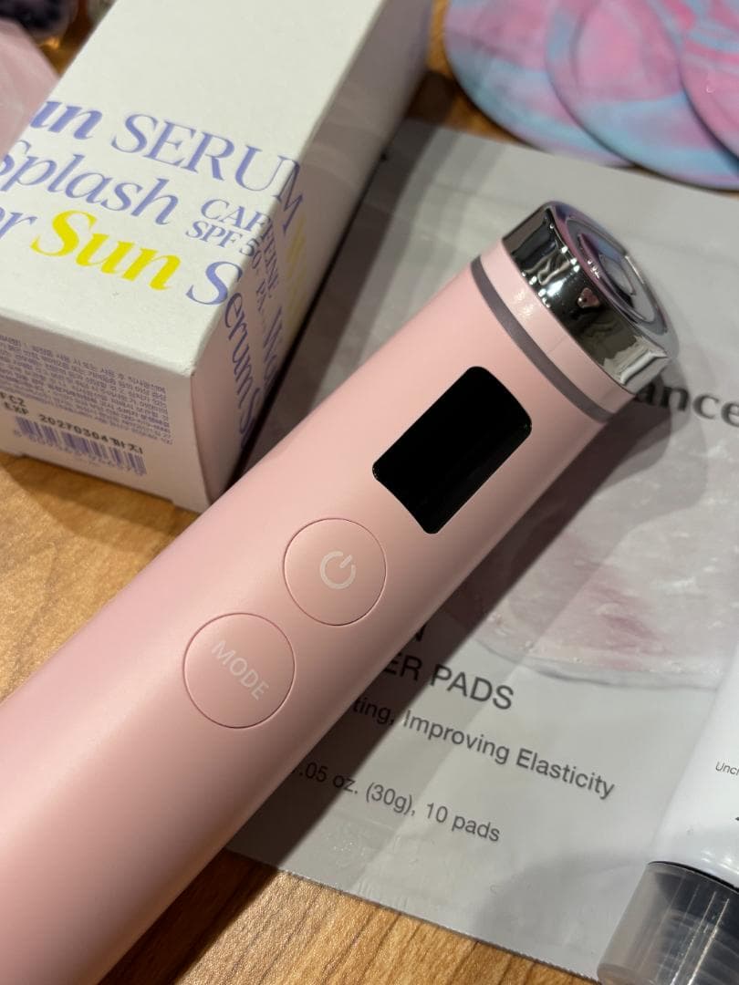 MEDICUBE BOOSTER PRO AGE-R ピンクバニーエディション