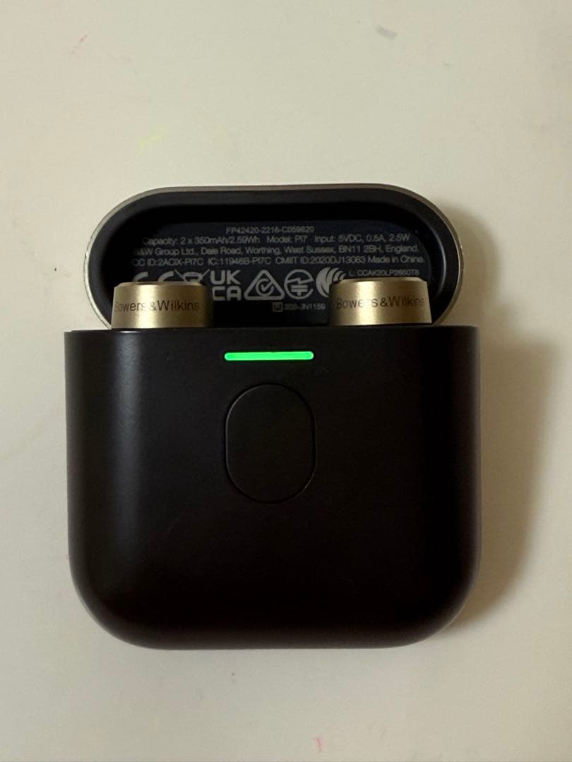 Bowers & Wilkins PI7 ワイヤレスイヤホン