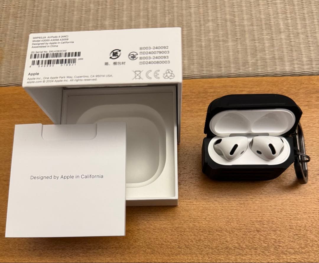 Apple AirPods 4（第4世代） カバー付き