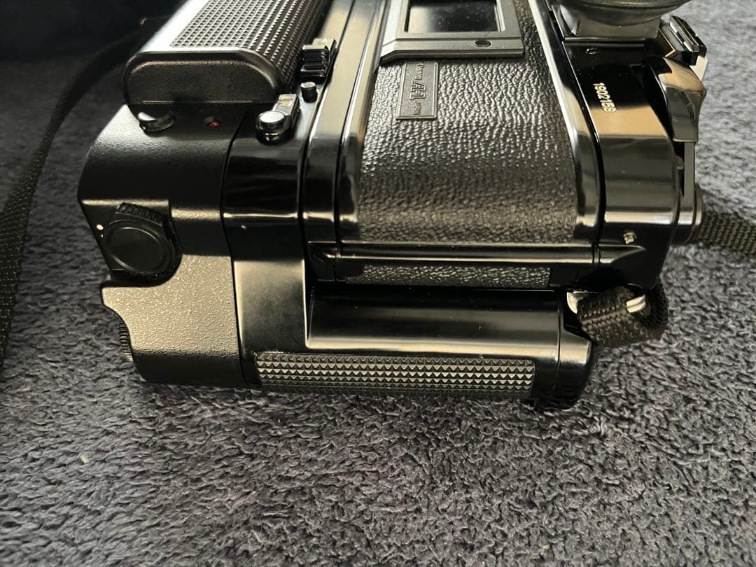 キャノン A-1 極美品 モータードライブ付+レンズ３本