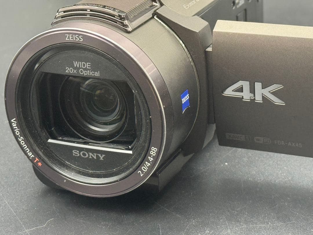 SONY デジタル4K ビデオカメラ レコーダー　FDR-AX45 本体