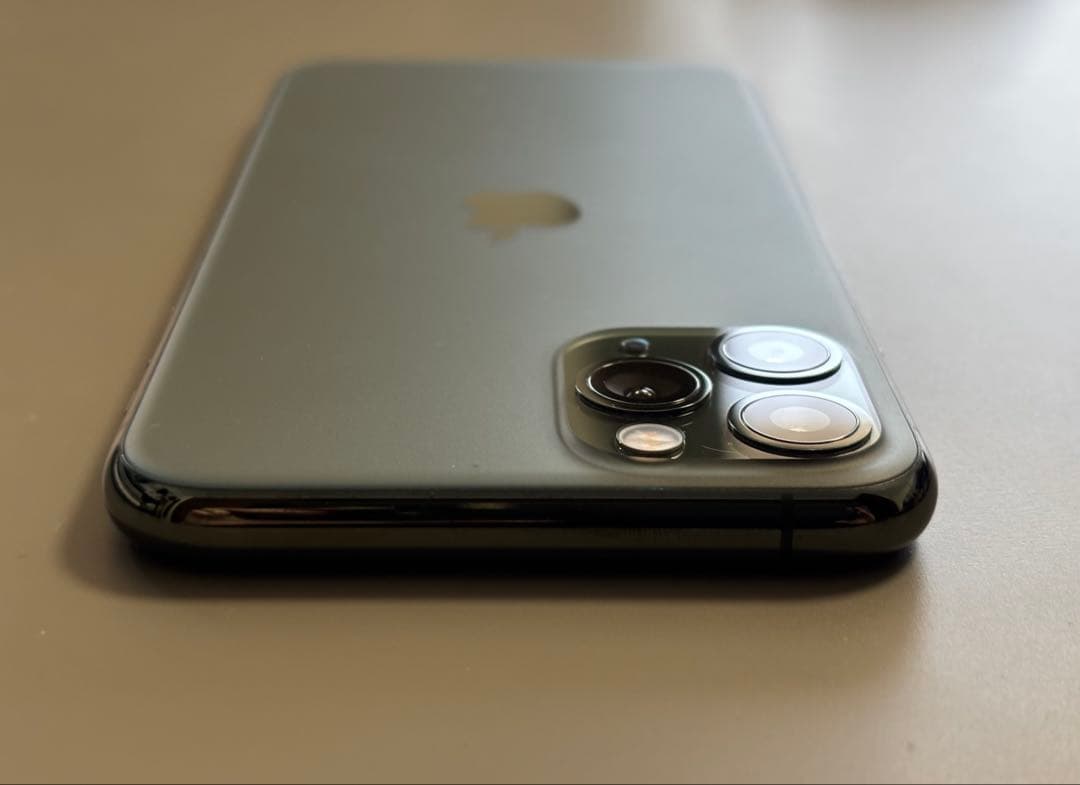 Apple iPhone 11 Pro 256GB ミッドナイトグリーン 本体