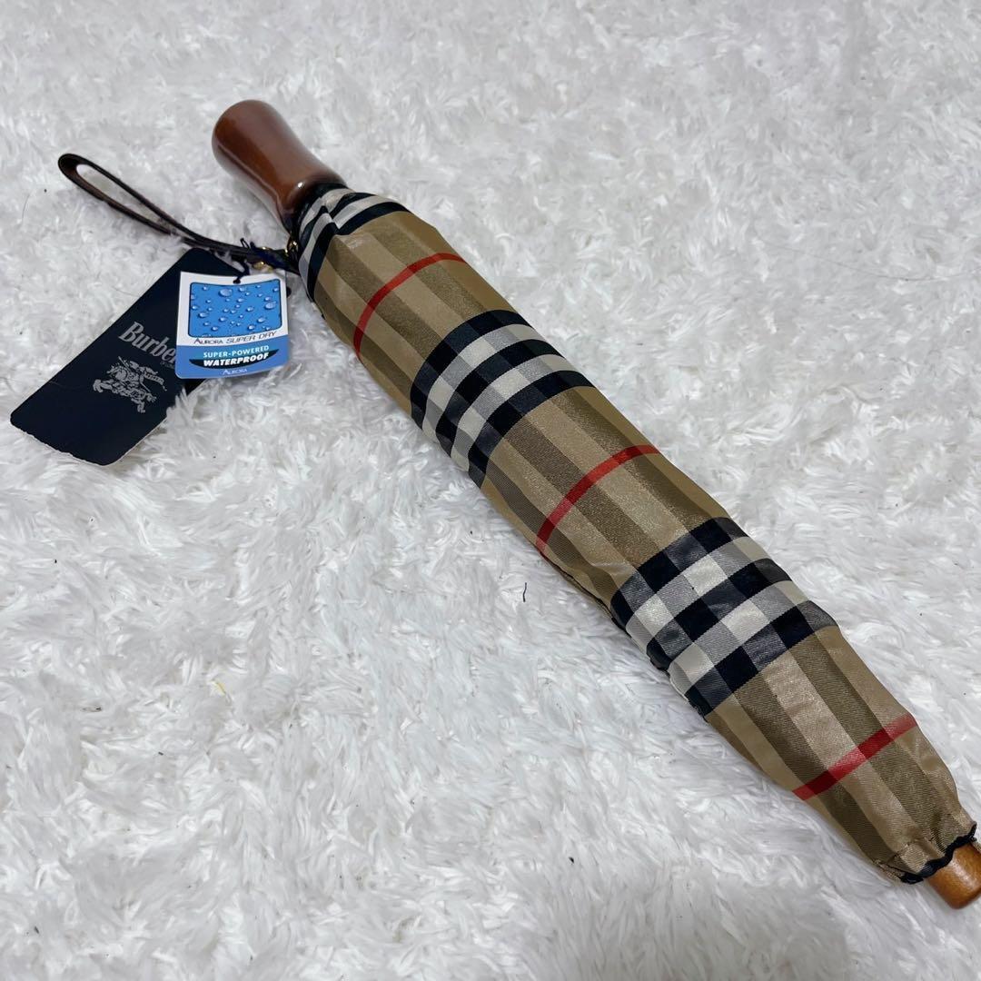 ⭐️タグ付け新品⭐️バーバリー ノバチェック柄　雨傘　折りたたみ傘　手開き