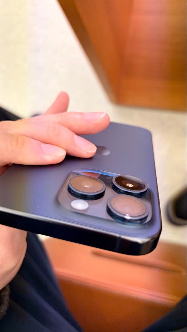 iPhone 15 pro 128GB 87%バッテリー ブルーチタニウム