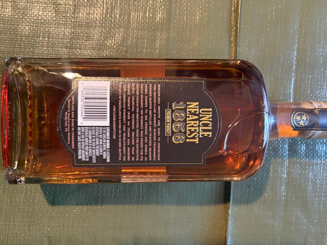 Uncle Nearest 1856 ウイスキー 100 proof