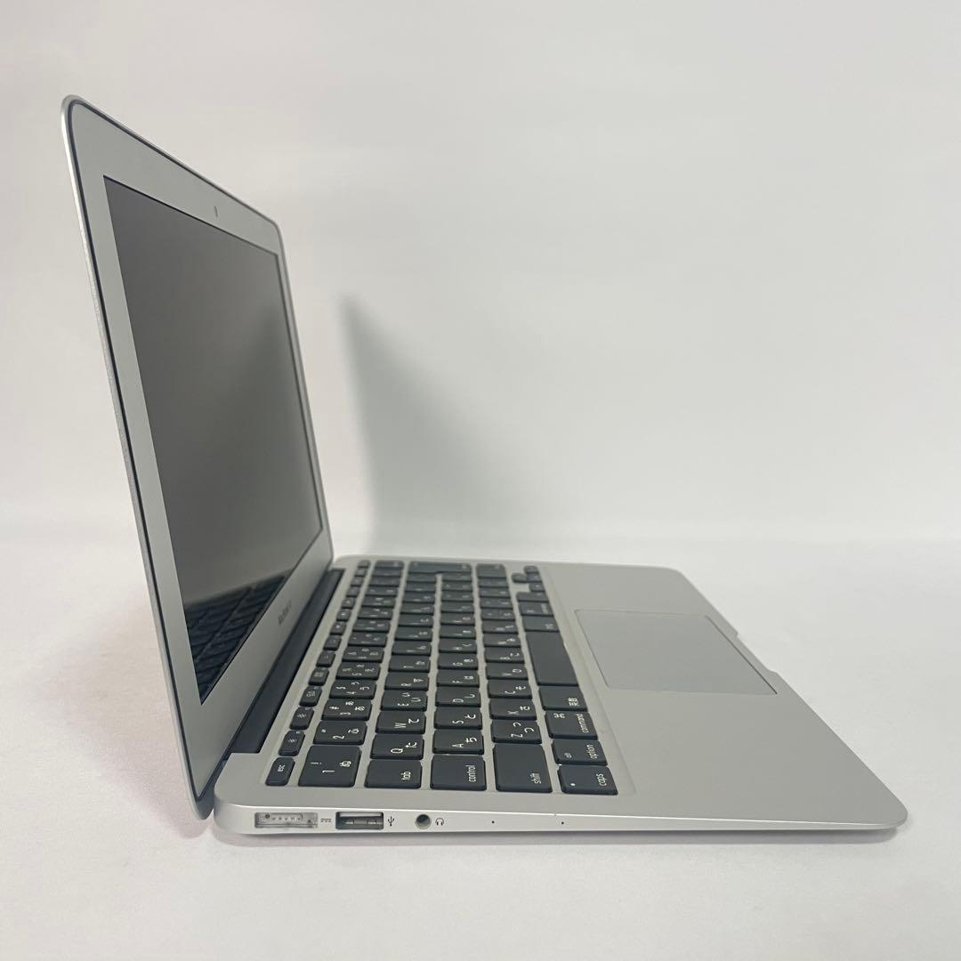 MacBookAir 11インチ 薄型ノートPC シルバー office付