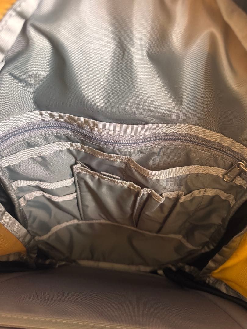 THE NORTH FACE バックパック カーキ/ブラック