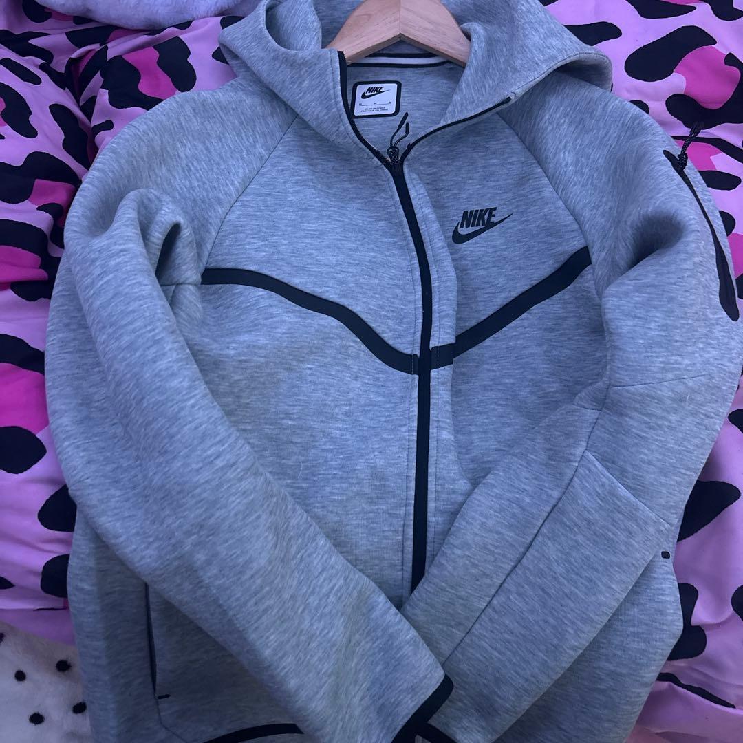 NIKE テックフリース ウィンドランナー ウィメンズ