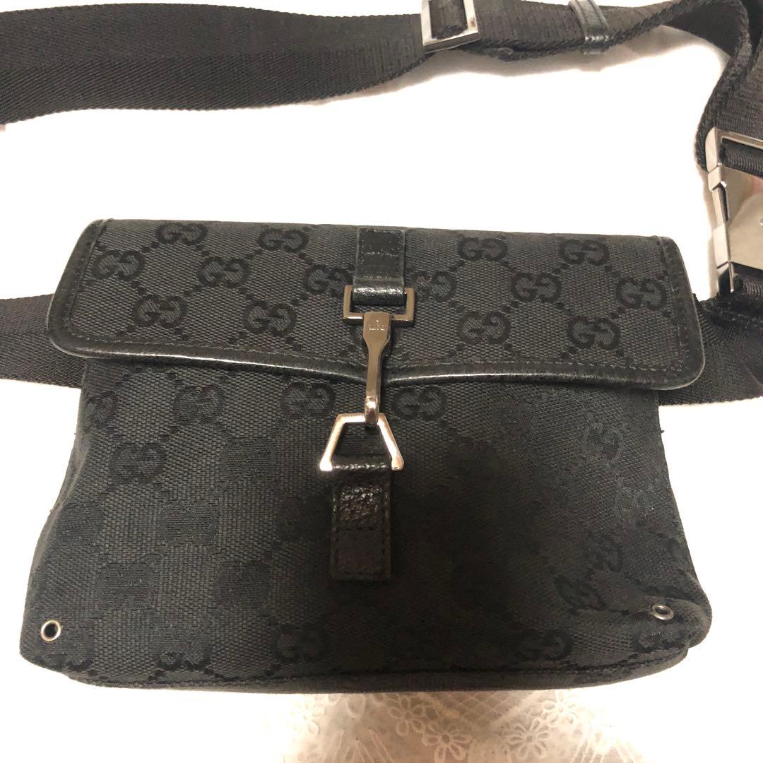 GUCCI ボディーバッグ