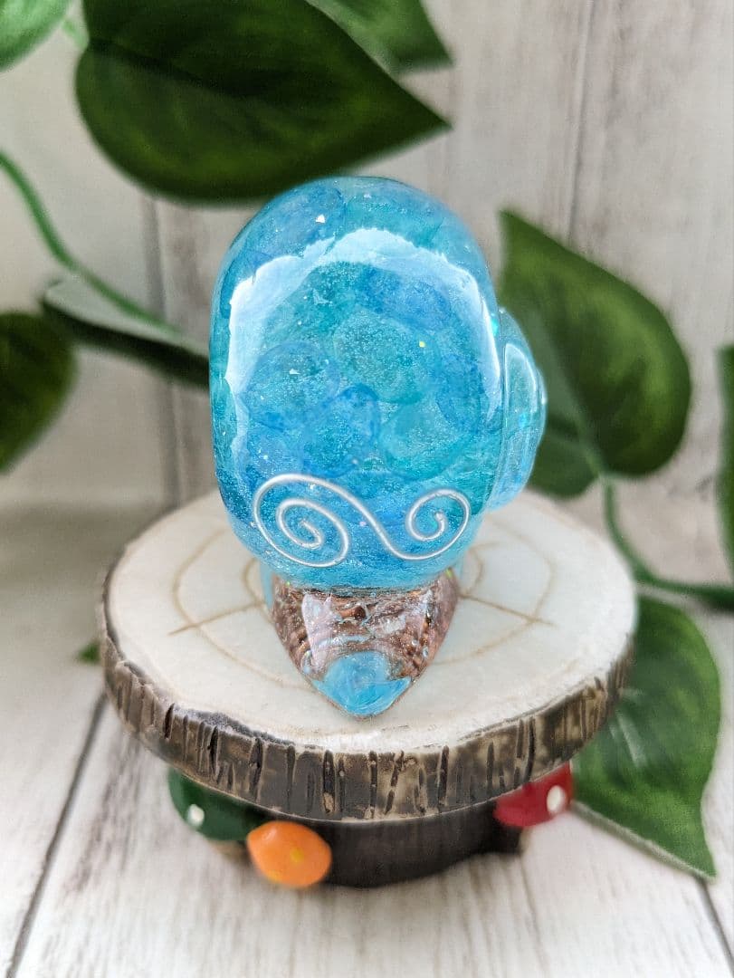 【Milky】クールなかたつむりちゃん形オルゴナイト☆他３点