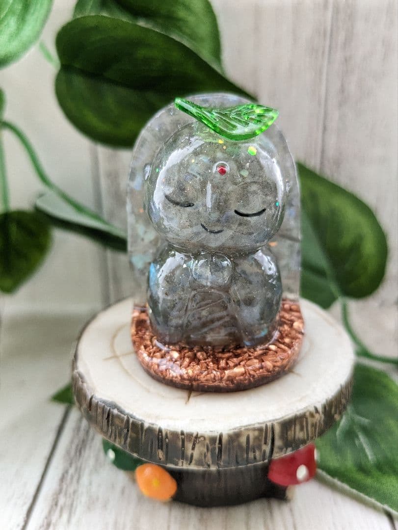 【Milky】クールなかたつむりちゃん形オルゴナイト☆他３点