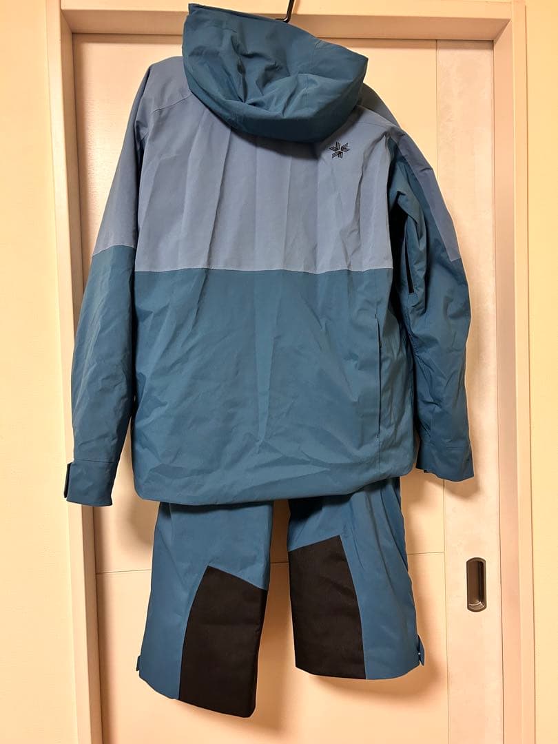 希少(一般非売品)　2024-2025 GOLDWIN　選手用　ウェア 上下