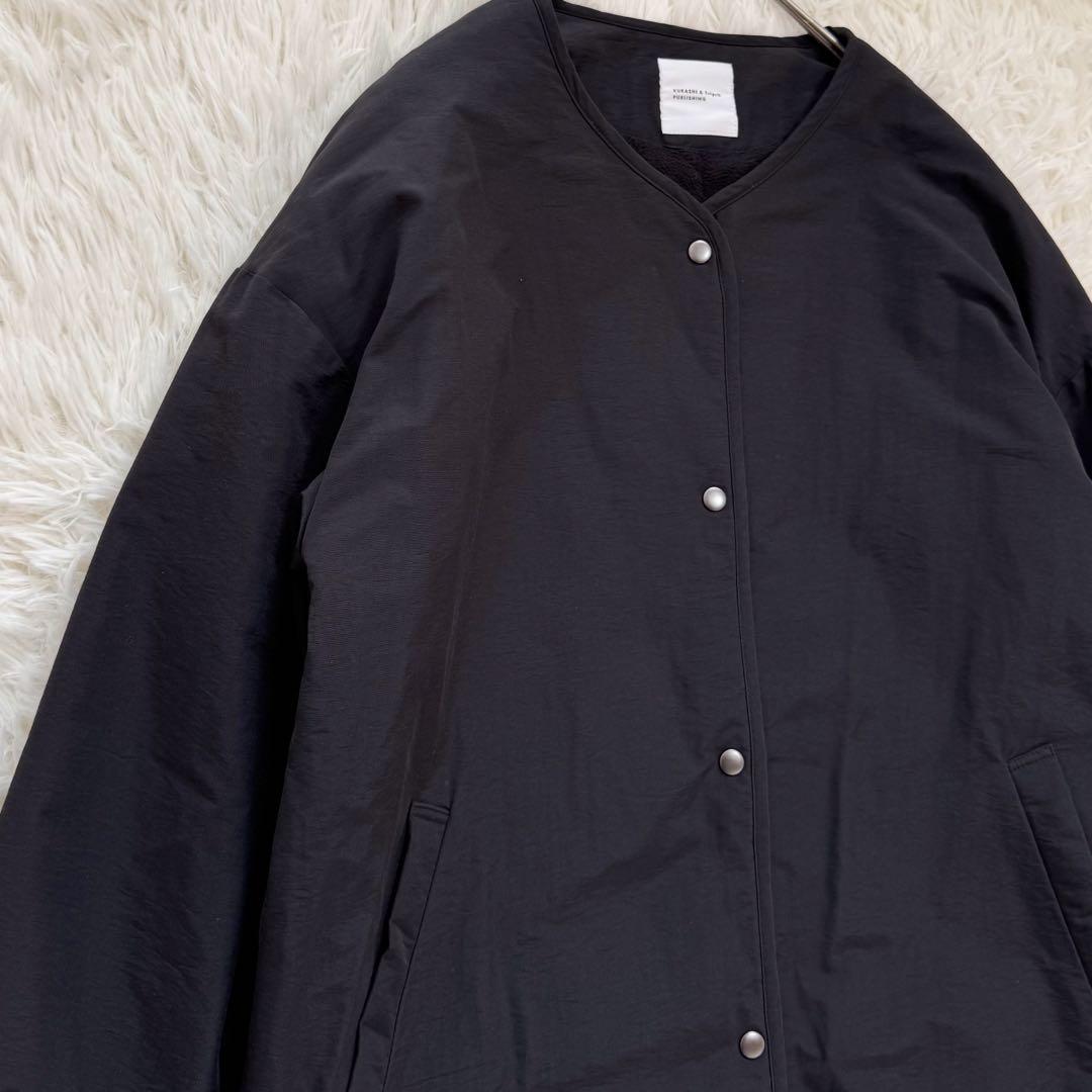 北欧暮らしの道具店 「ふんわり軽くてあったかい」洗えるショート丈コート 黒