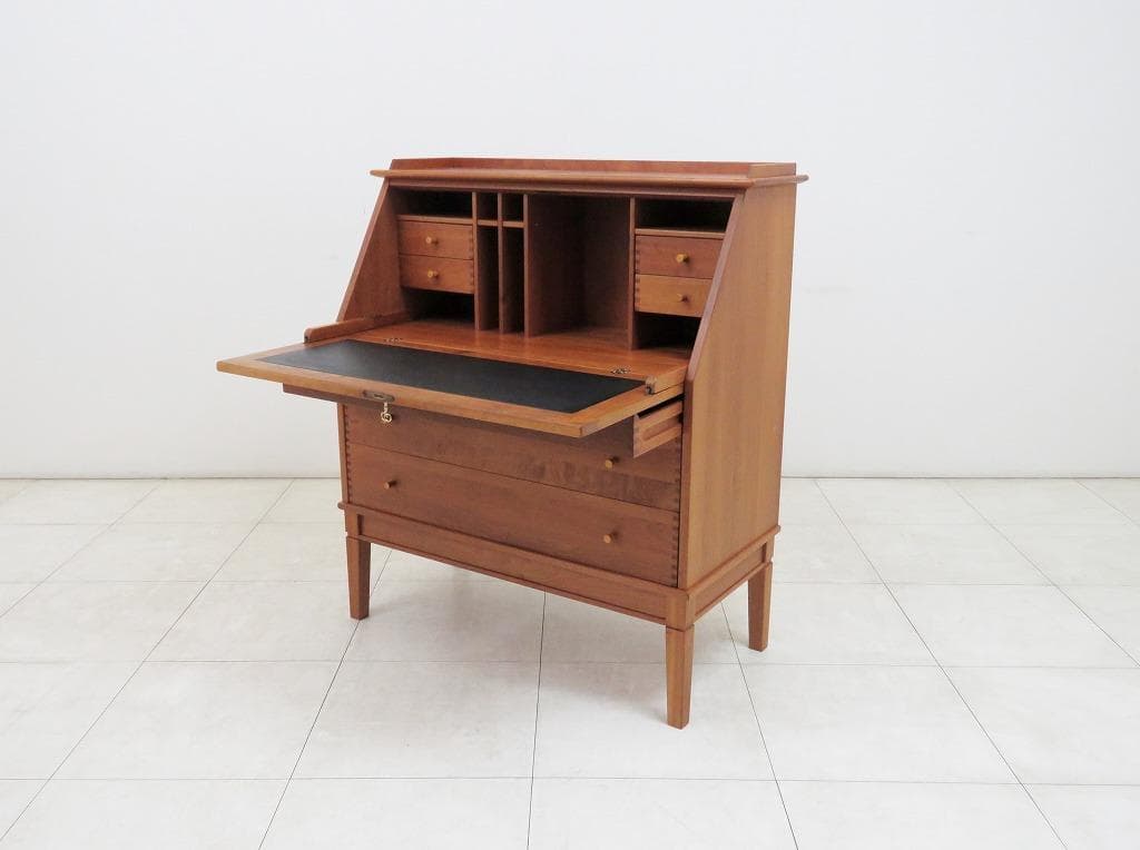 北欧■デンマーク ライティングビューロー■チーク無垢材■デスク チェスト