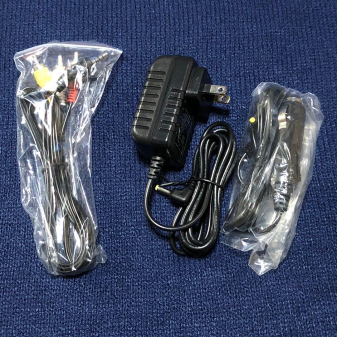 VERTEX STYLE　ポータブルDVDプレイヤー　PDVD-V0131