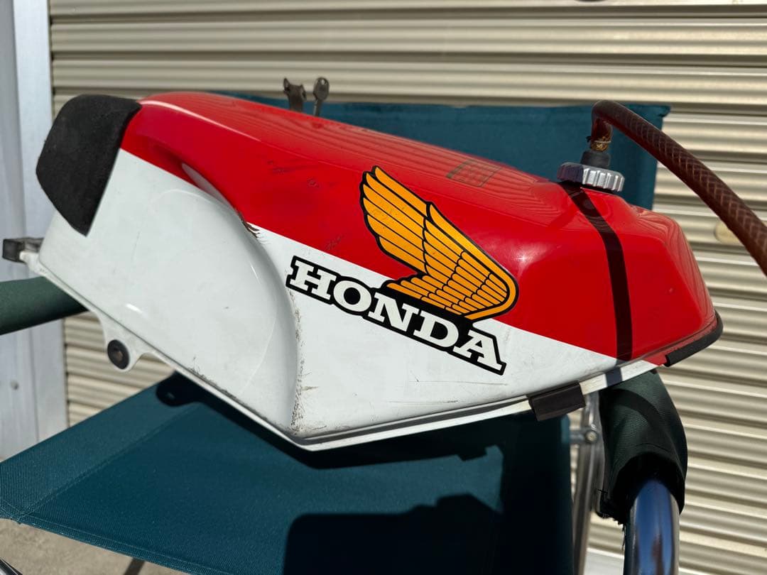 HONDA NSR250R 純正タンク