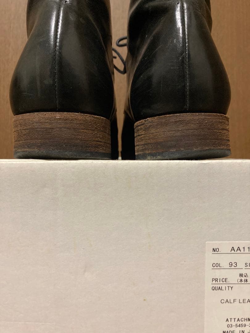 ATTACHMENT カーフレザーチャッカーブーツ アタッチメント