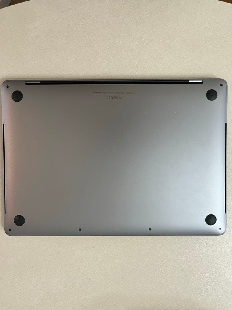 MacBook Pro 13inch Corei5 16GB（メディアハブ付）