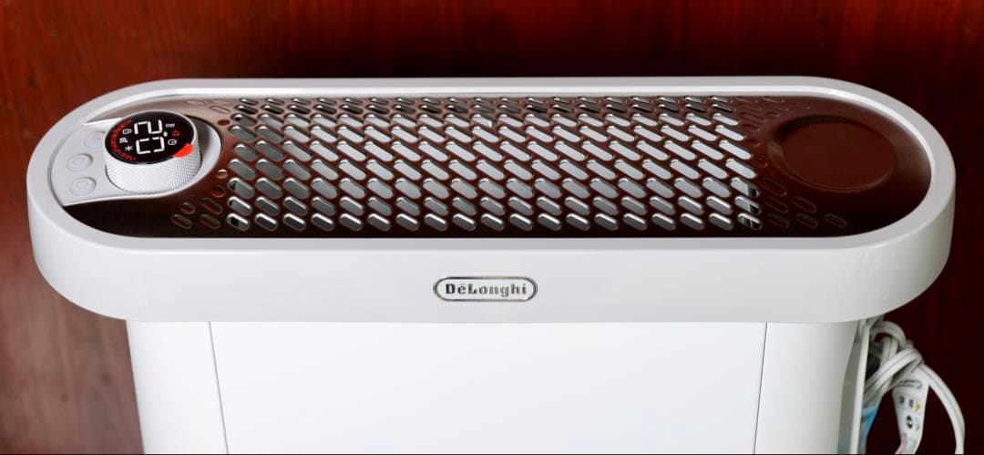 【ほぼ新品】De'Longhi オイルレスヒーター ソラーレ ピュアホワイト