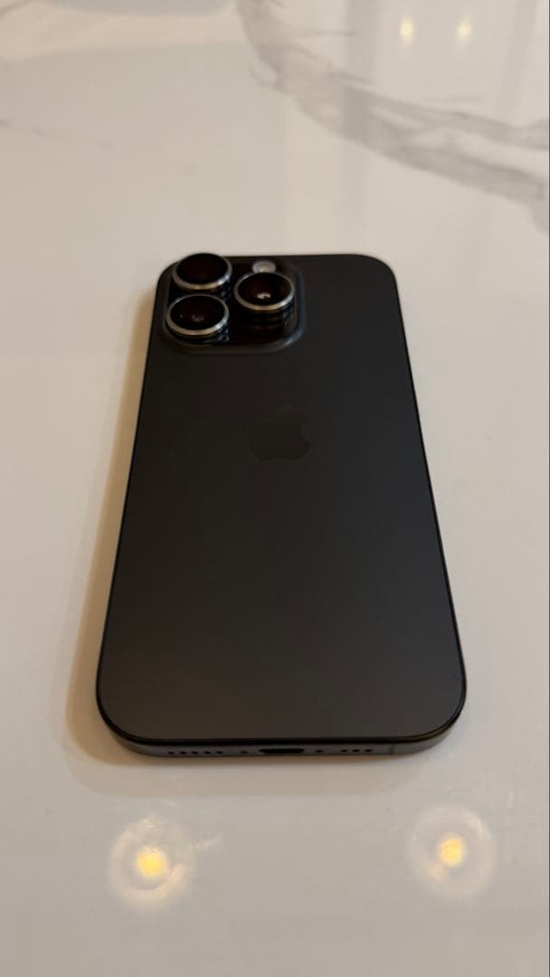 C*a様 iPhone 16 Pro 256GB ブラックチタニウム SIMフリ