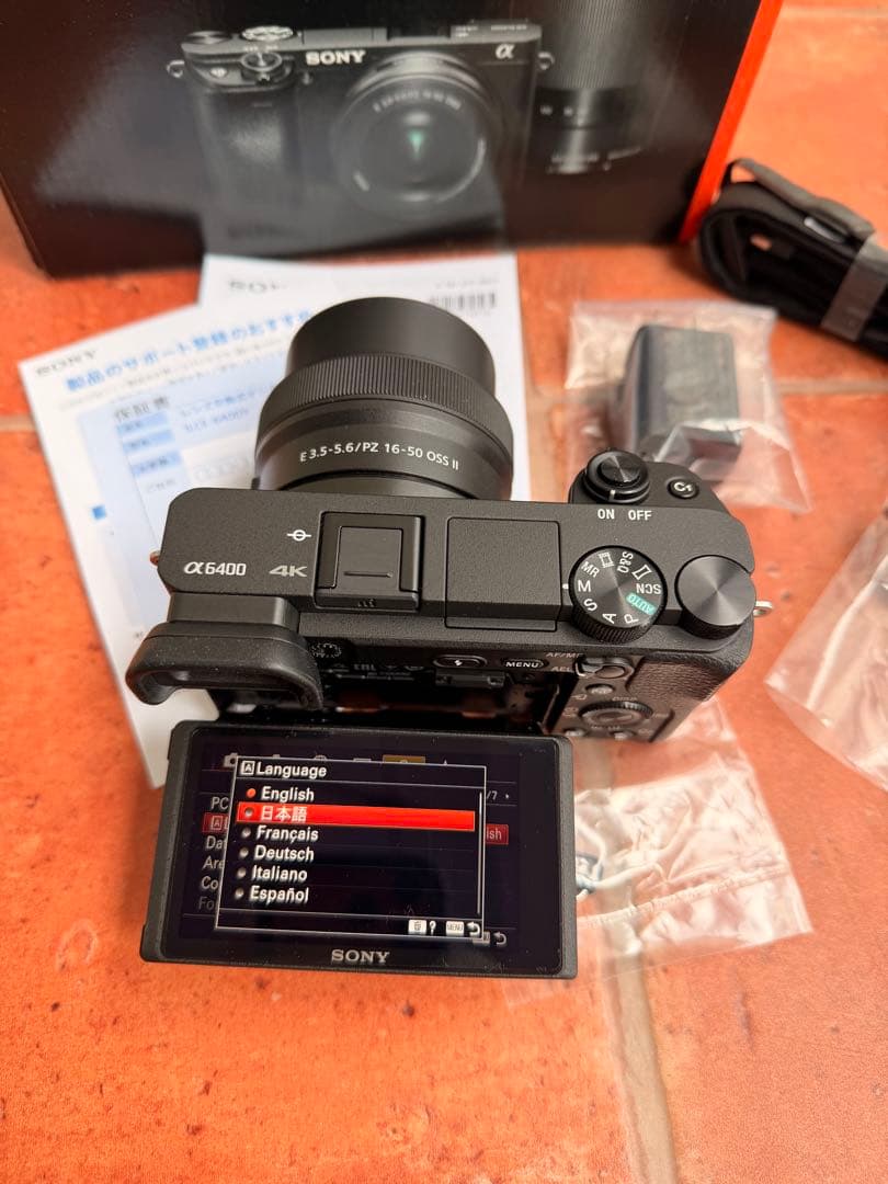 SONY α6400 + 16-50mm OSS II 日本語 英語対応