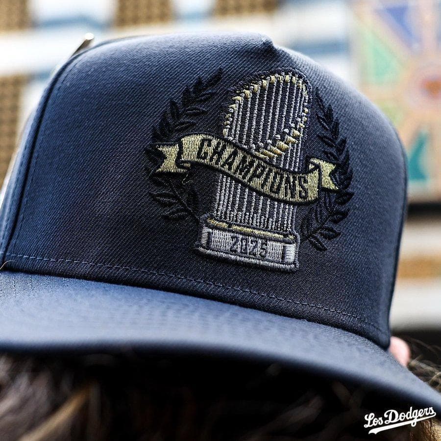 大谷翔平25ワールドシリーズチャンピオンパレード9FIFTYピンバッチ付限定品