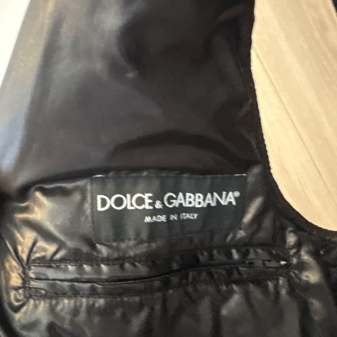 DOLCE & GABBANA ブラックダウンベスト