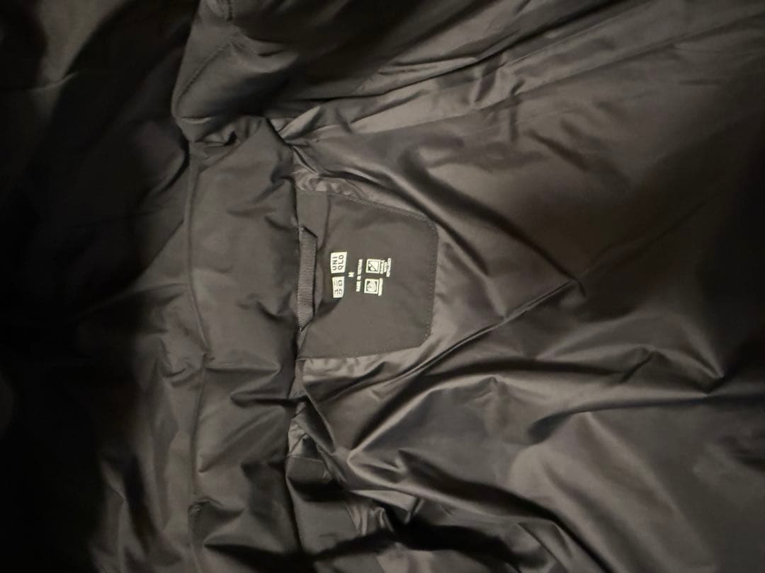 UNIQLO シームレスダウンコート　黒　M