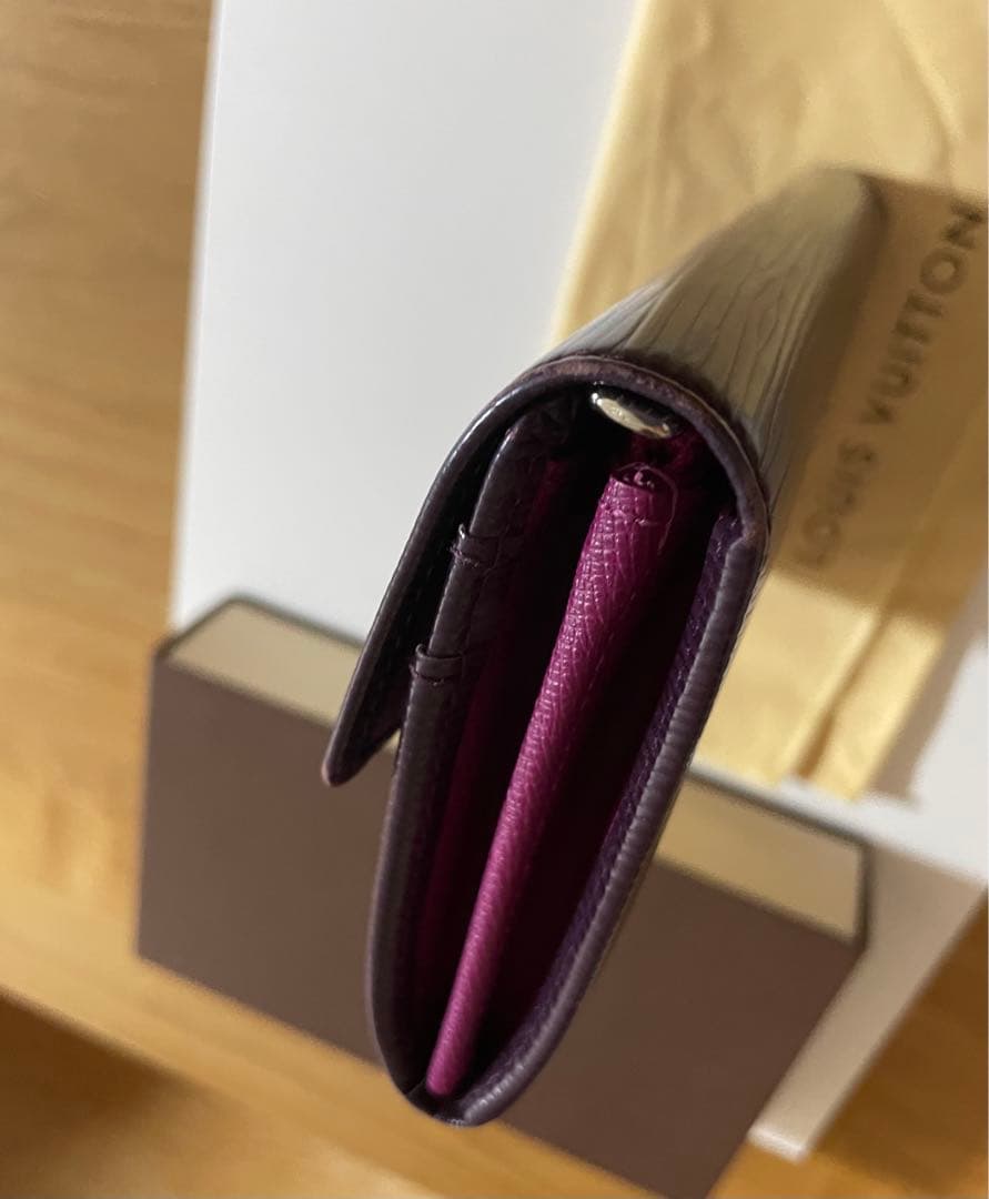 【美品】ルイヴィトン　財布　エピ サラ ポルトフォイユ・サラ 長財布