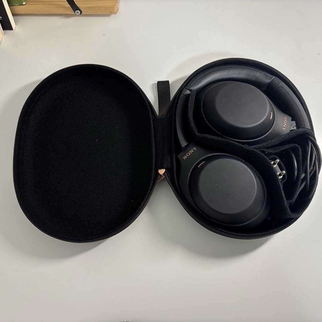 ワイヤレスヘッドホン WH-1000XM4 ブラック