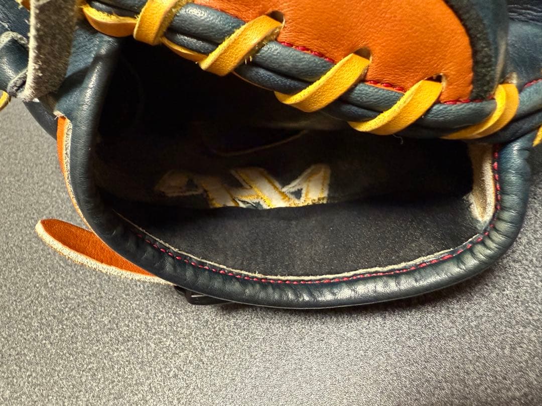 ハタケヤマ　硬式用キャッチャーミット　スペシャルプロオーダー　カラーオイル付