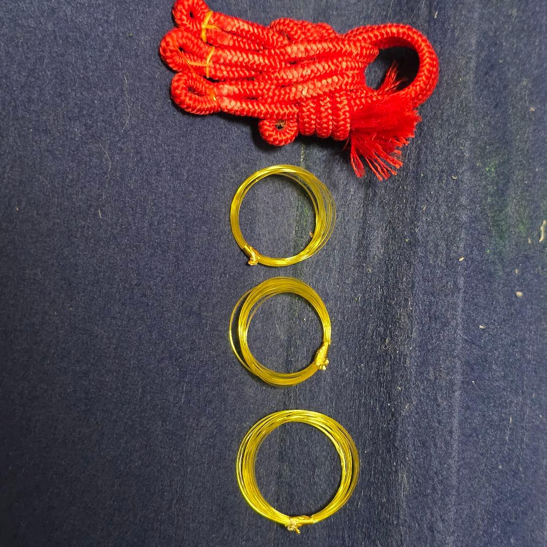 三味線ハードケース付き 新品弦３本・布カバーつき　楽器　和楽器　音楽　趣味