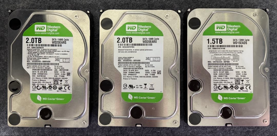 WD HDD 3台（1.５TB、2.0TB、2.0TB）+ アルミ生ケース