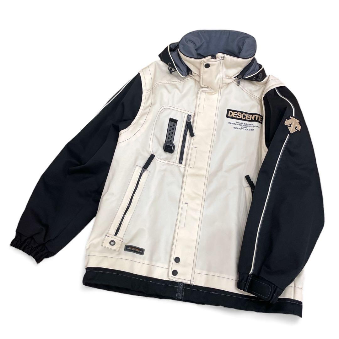 デサント　M　スキー　スノーボード　ウェア　上下セット　ブラック　オフホワイト