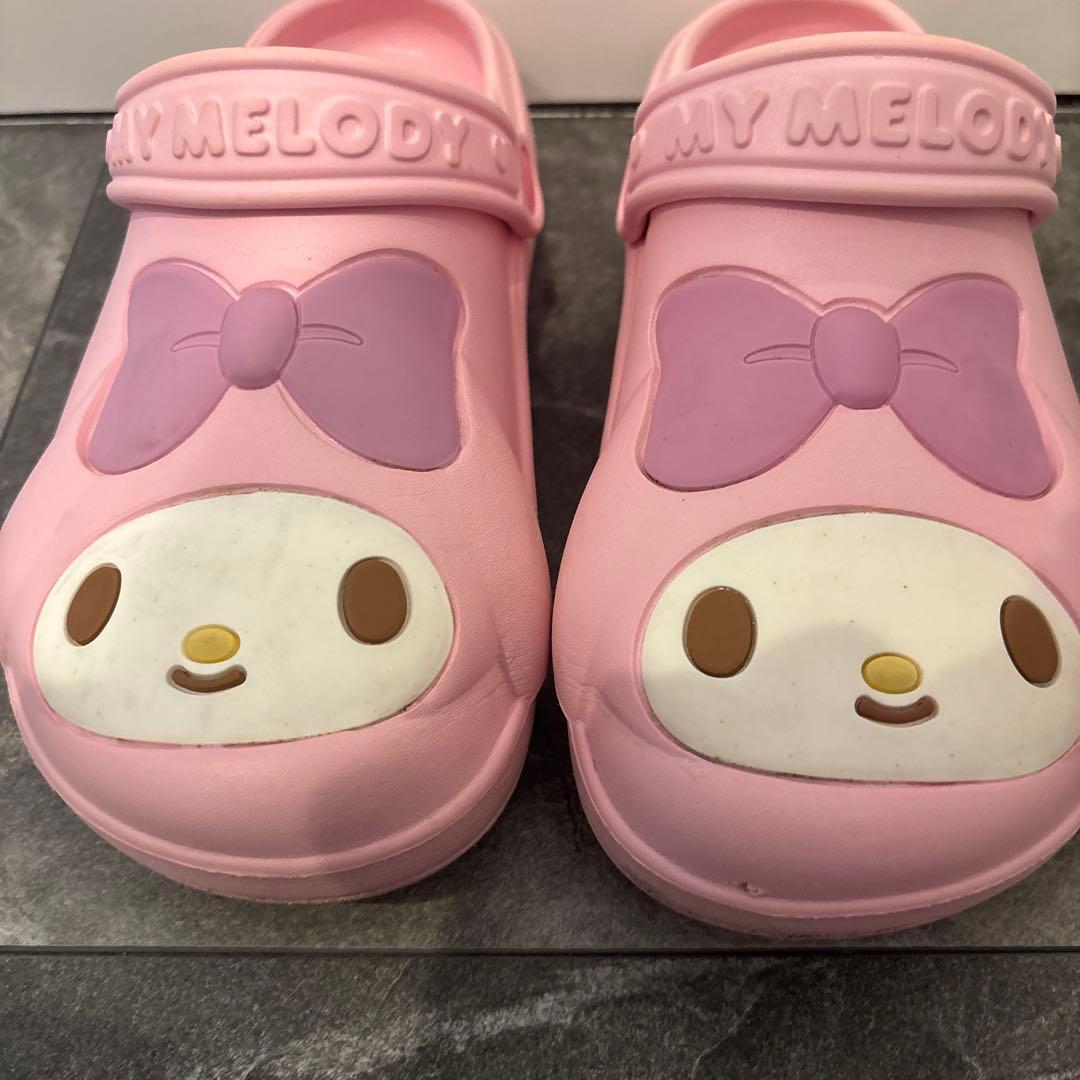 サンリオ マイメロディ ドンキ サンダル クロックス
