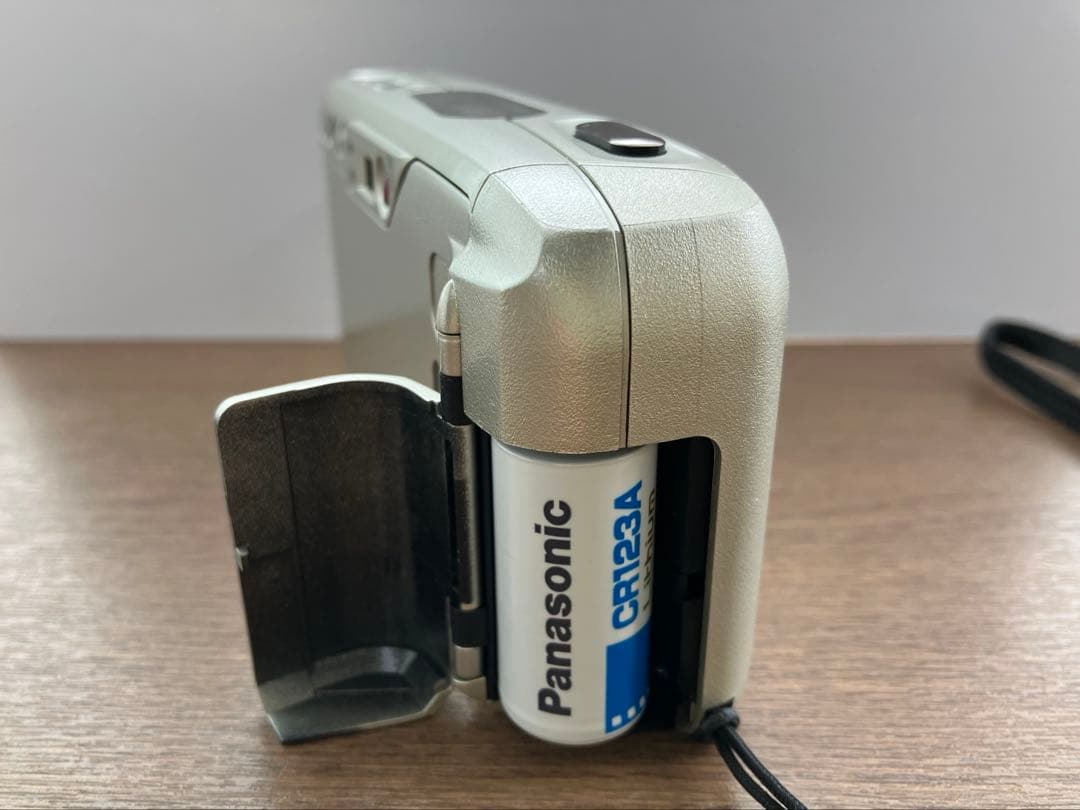 リコー　Ricoh R10 コンパクトフィルムカメラ