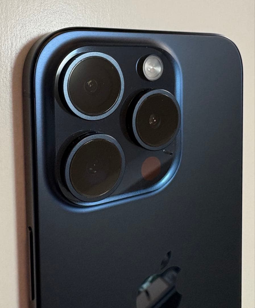 iPhone 15 Pro 128GB ブルーチタニウム sim free