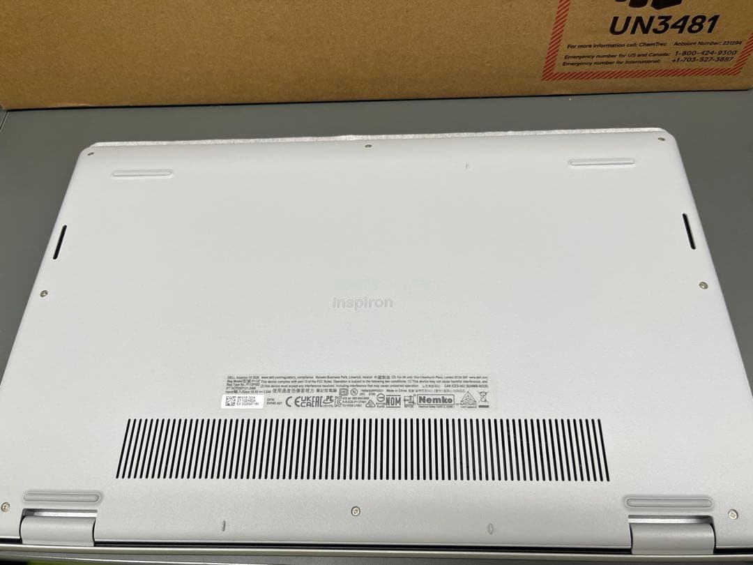 DELL ノートパソコン　NI325A-DWLS