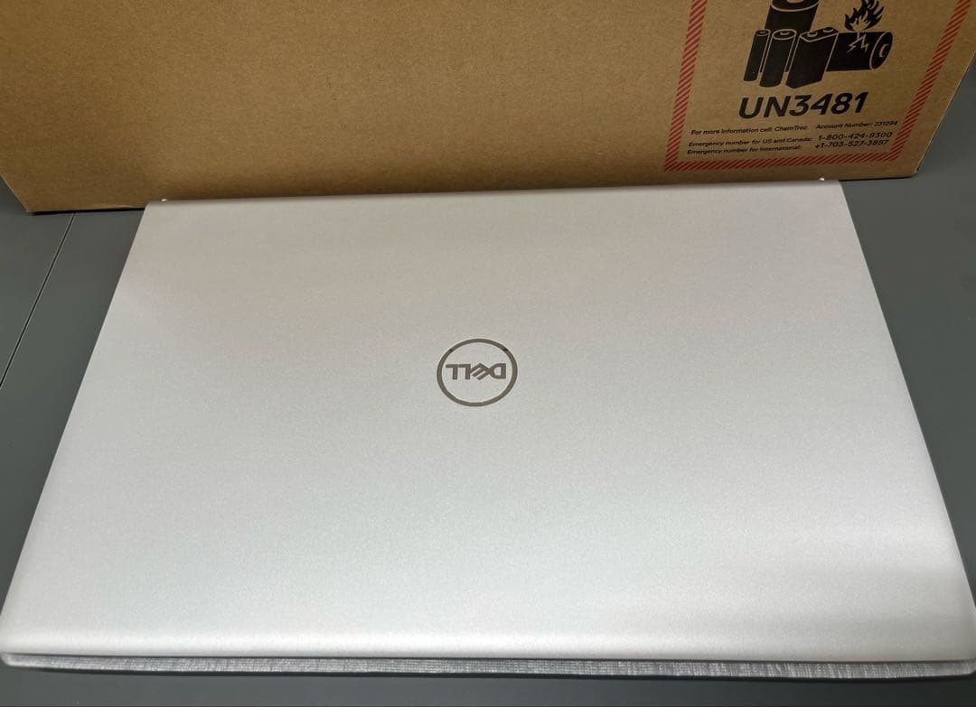 DELL ノートパソコン　NI325A-DWLS