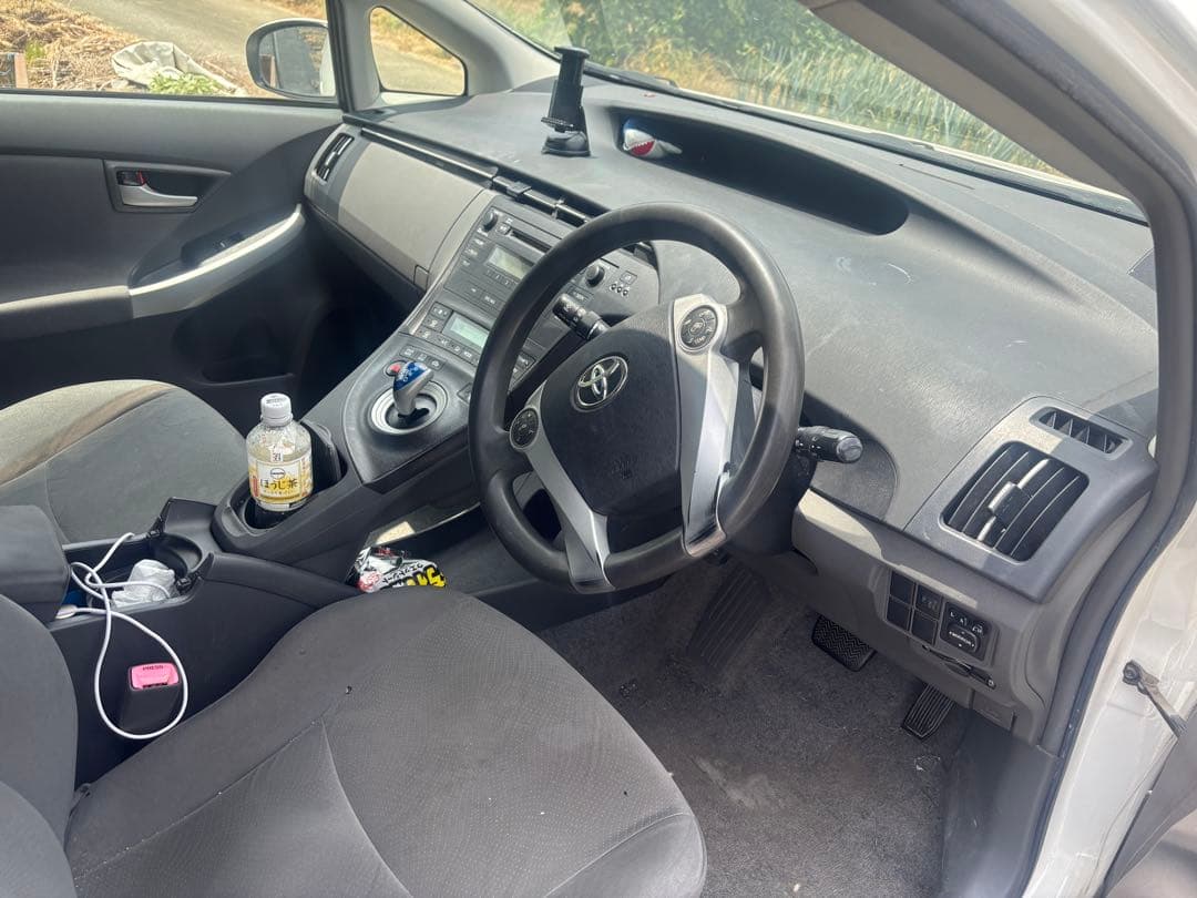 プリウス30 早い者勝ち今日夜引き取り限定、